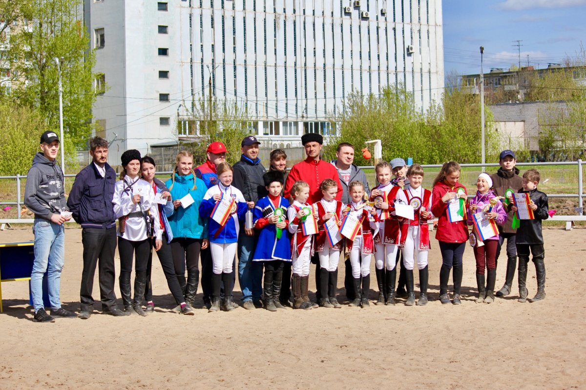 Открытый областной турнир по конно-спортивной джигитовке в Твери